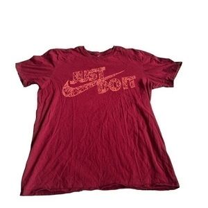 Men’s red Just Do It Nike tshirt